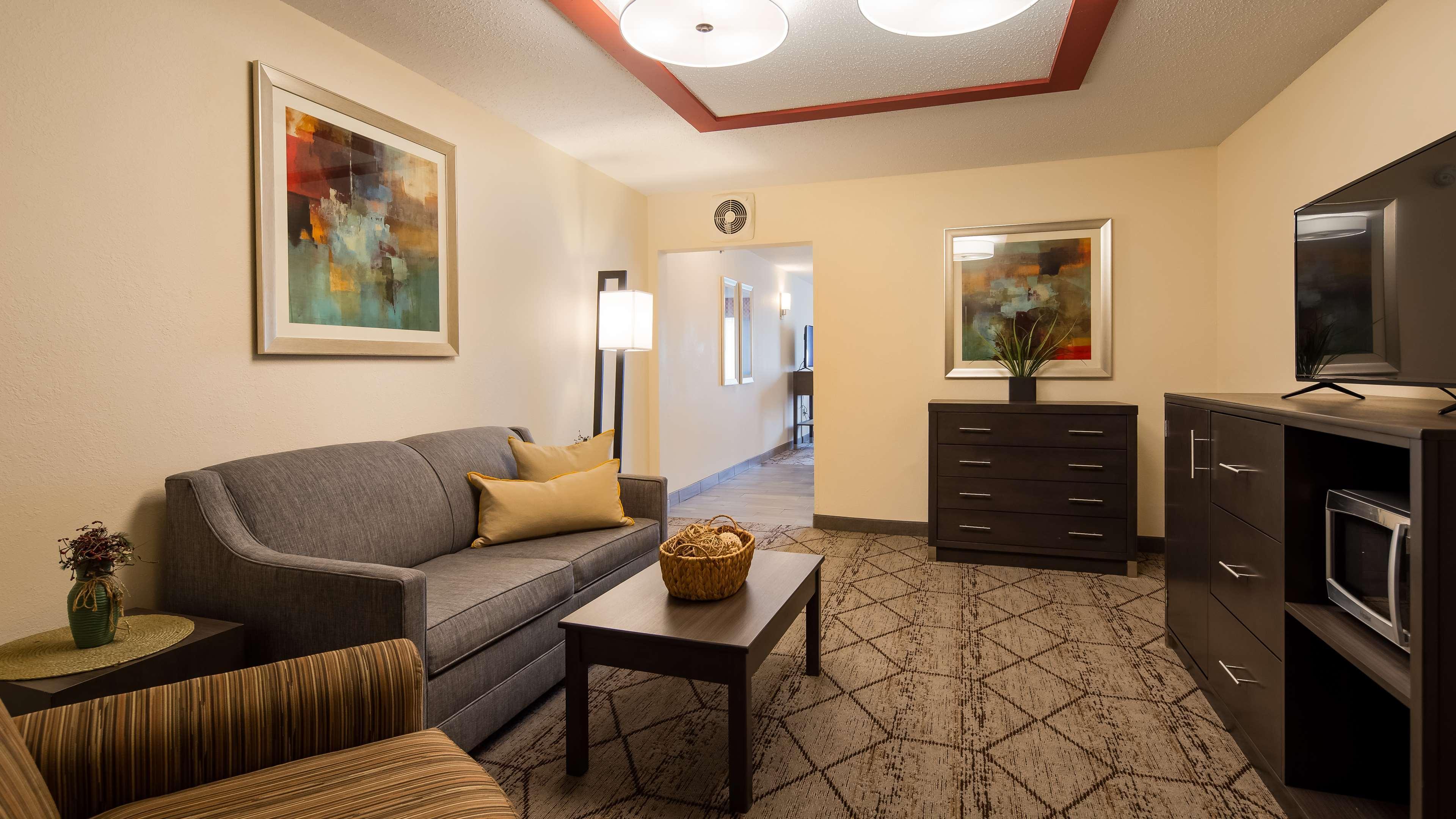 Best Western Nittany Inn Milroy Exterior foto