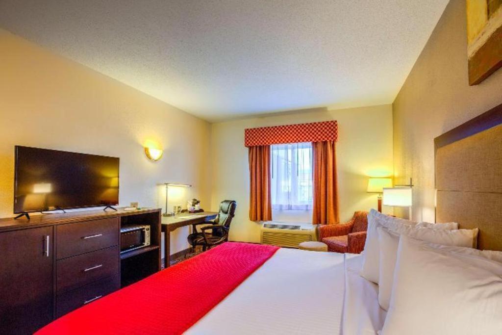 Best Western Nittany Inn Milroy Exterior foto